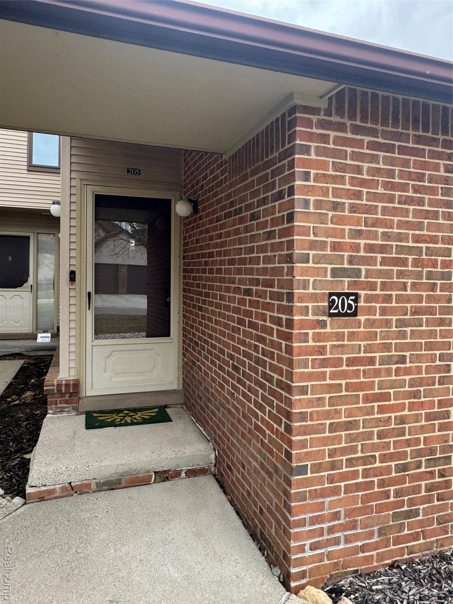 West Bloomfield, MI 48322,6619 Ridgefield CIR #205