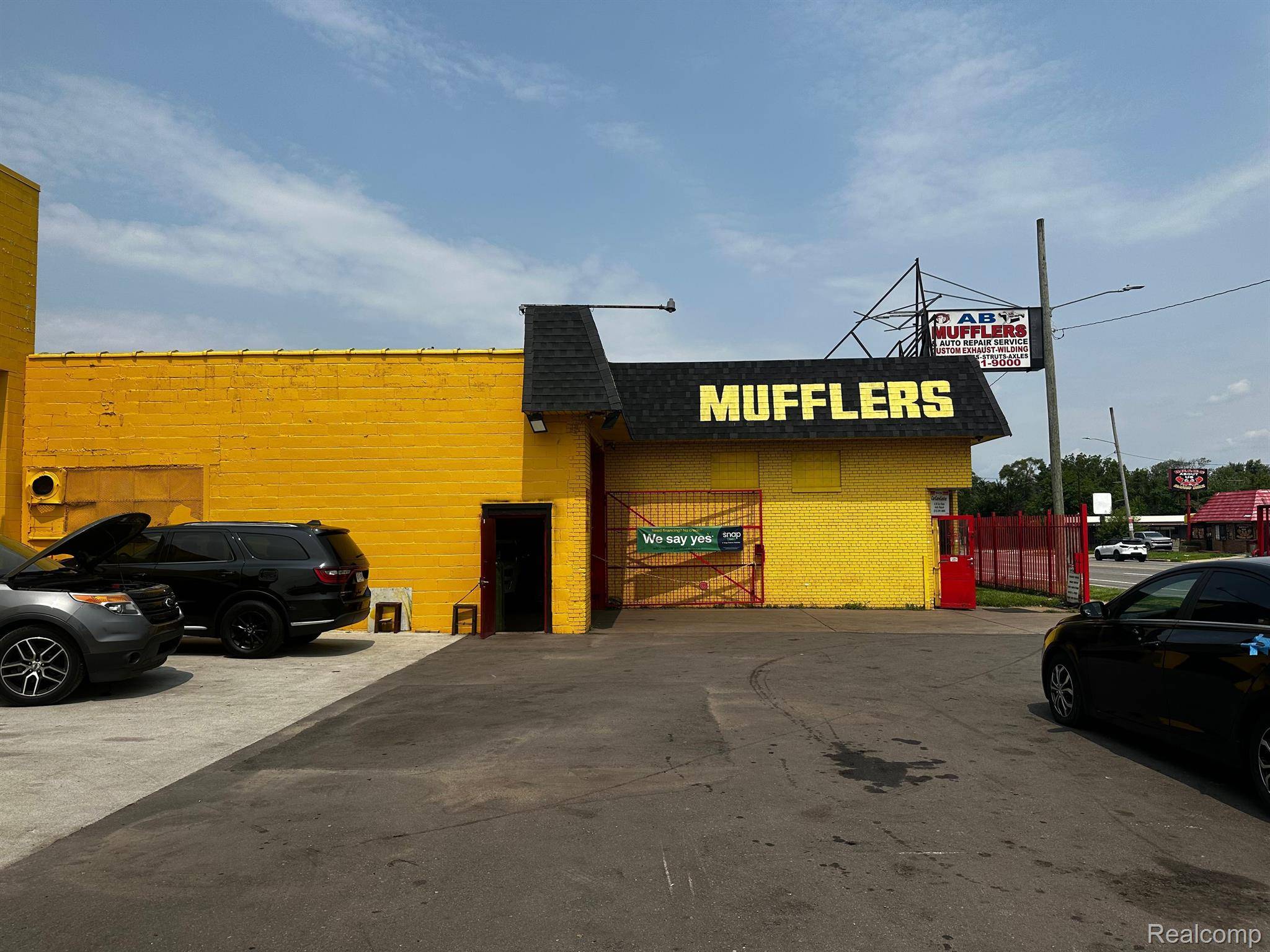 Detroit, MI 48234,19989 VAN DYKE ST