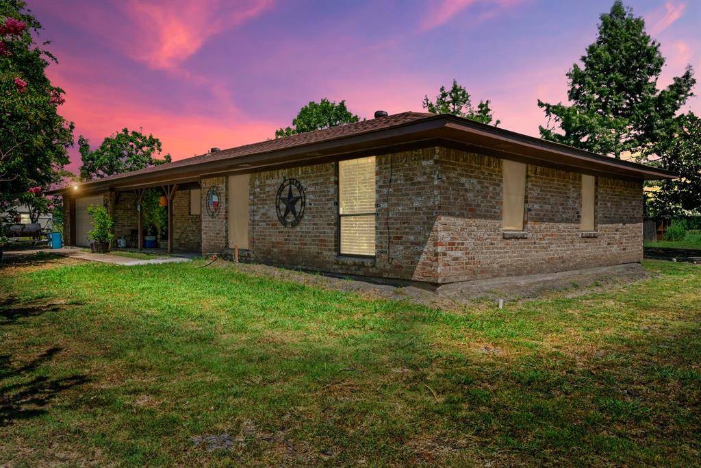 Ladonia, TX 75449,7716 Fm 1532