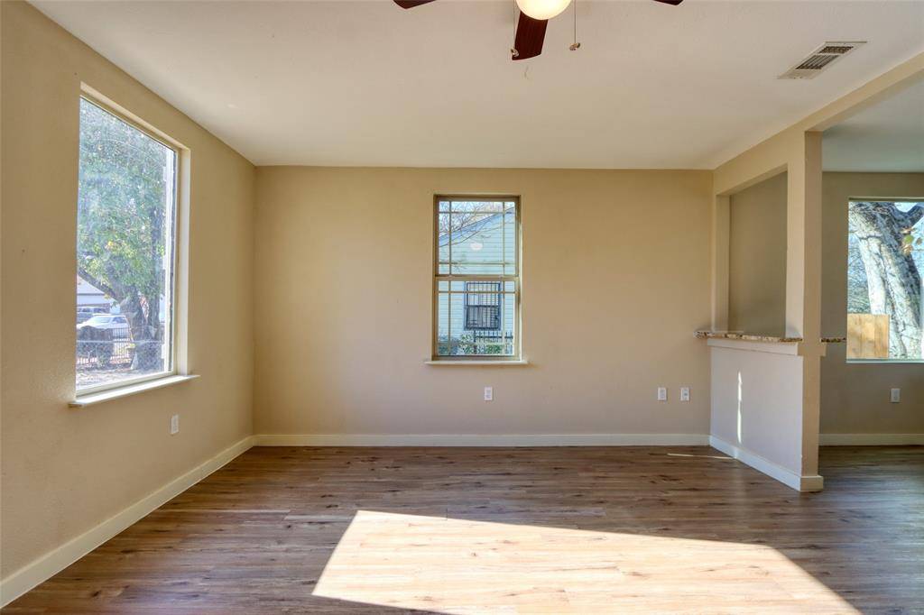 Dallas, TX 75216,2765 Scotland Drive