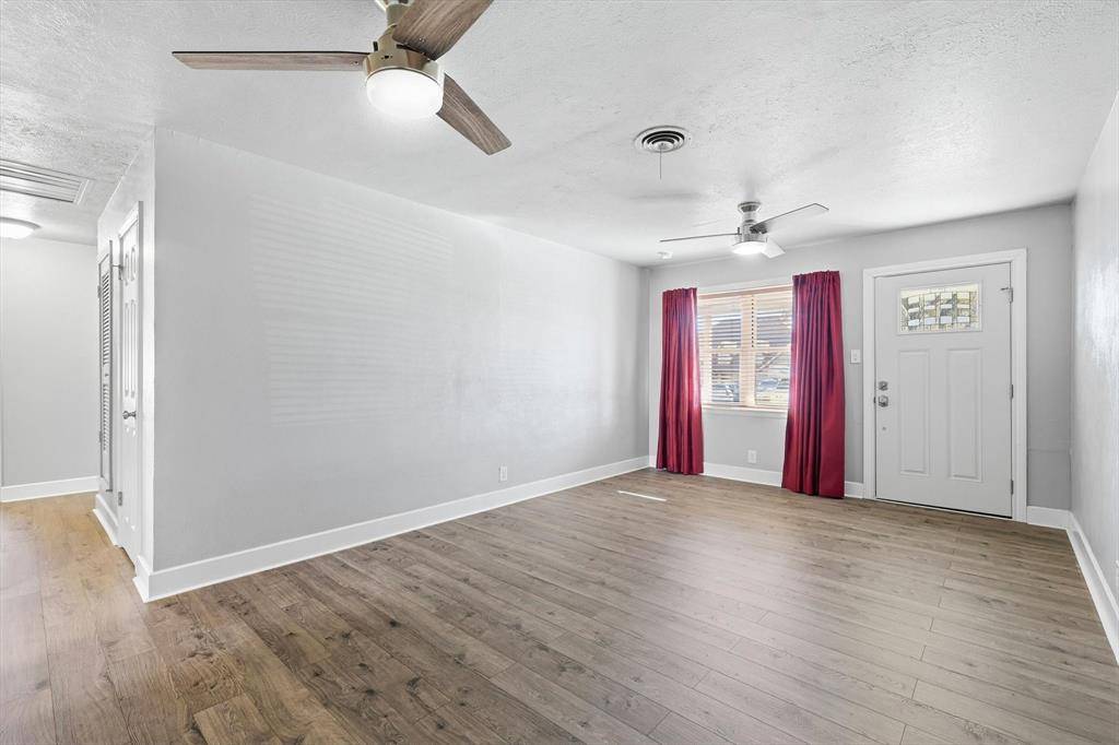 Hurst, TX 76053,1204 Crestview Drive