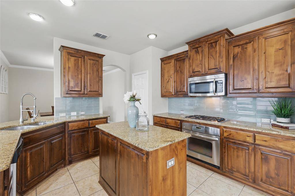 Fort Worth, TX 76244,2932 Softwood Circle