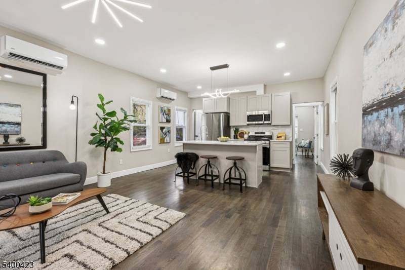 Jersey City, NJ 07305,299 Claremont Ave