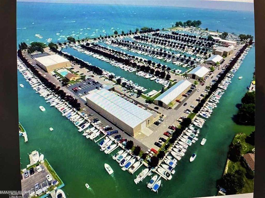 Harrison Twp, MI 48045,41700 Conger Bay #184 DR