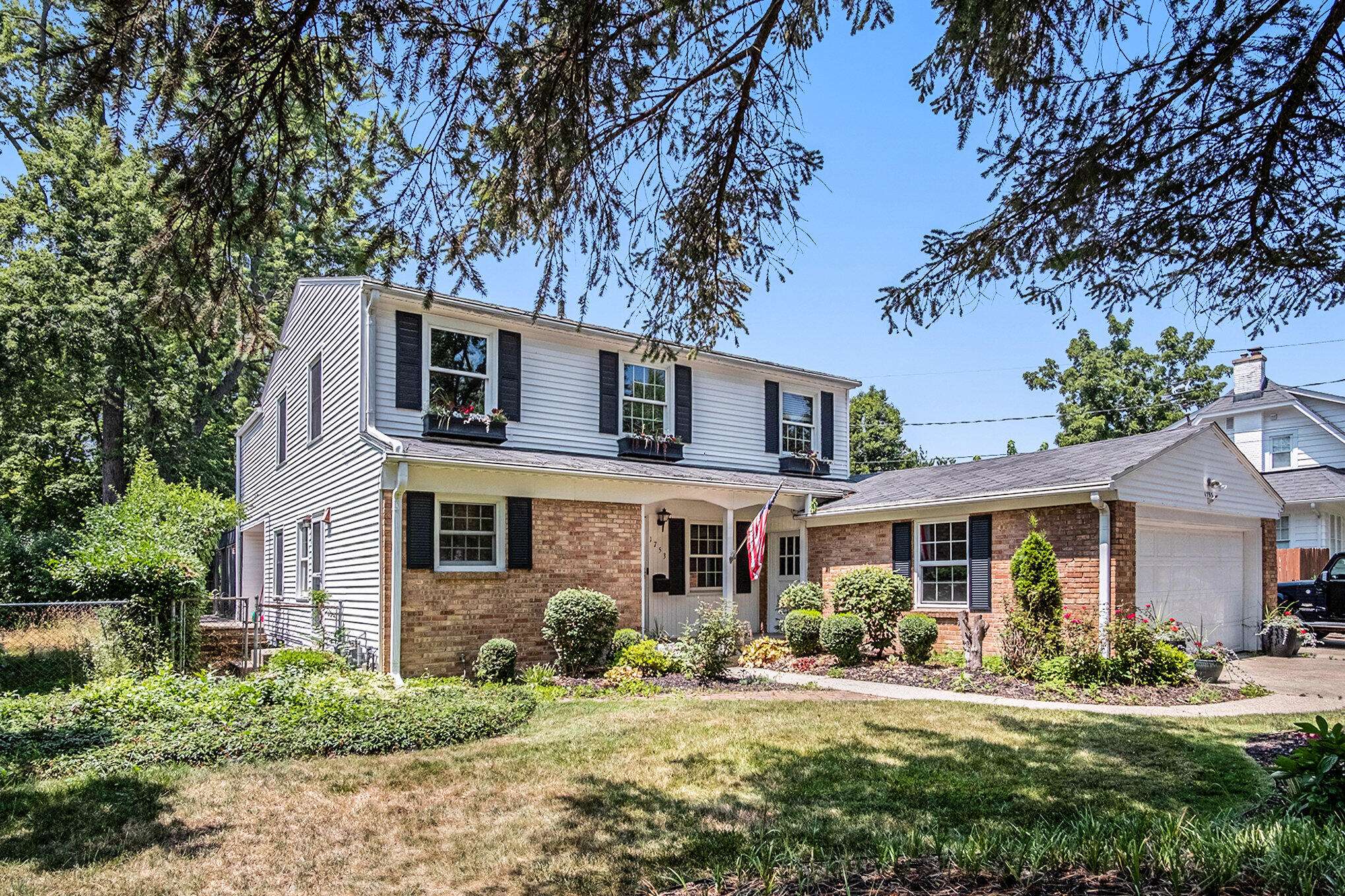 Grand Rapids, MI 49506,1753 Breton RD SE