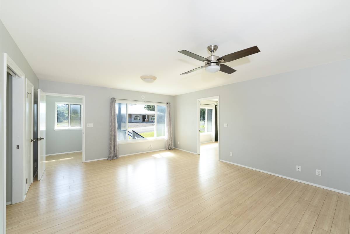 Keaau, HI 96749,17-227 IPUAIWAHA ST