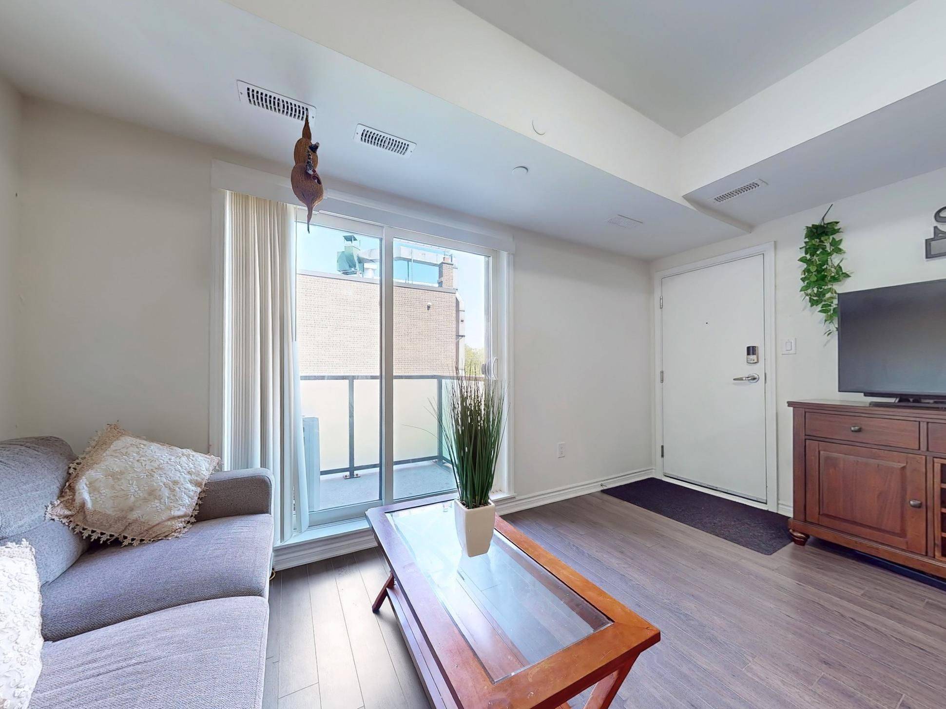 Toronto E08, ON M1J 0B3,2791 Eglinton AVE E #508