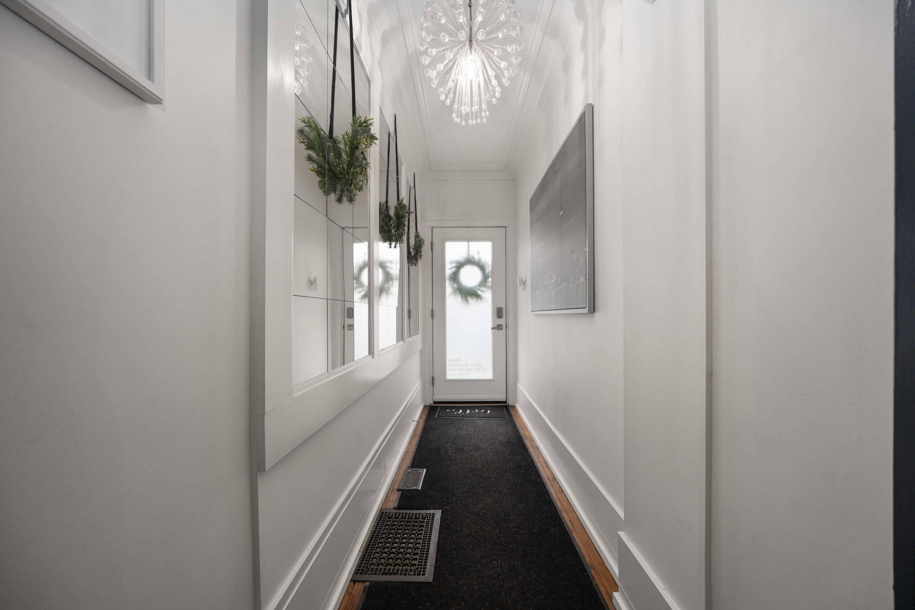 Toronto E03, ON M4K 3T2,793 Pape AVE #1