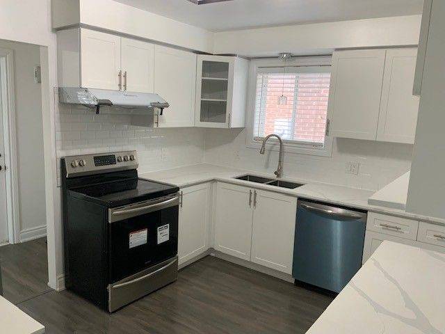 Clarington, ON L1E 2G7,15 Inglis AVE