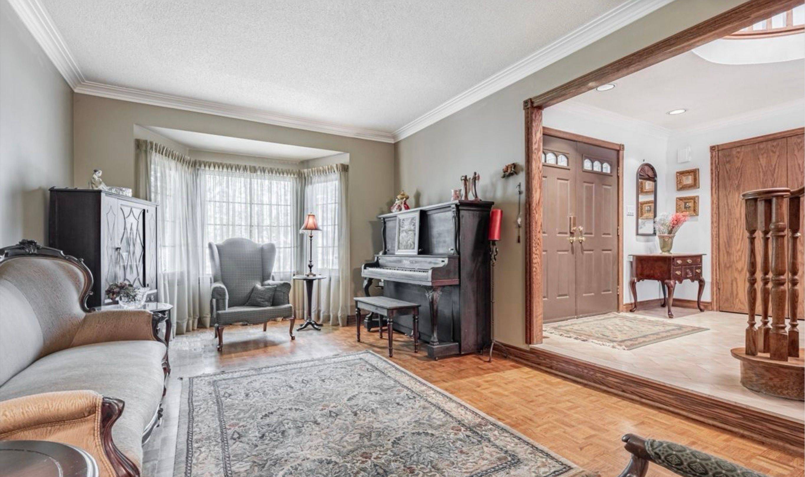 Richmond Hill, ON L4C 6V1,13 Roosevelt DR