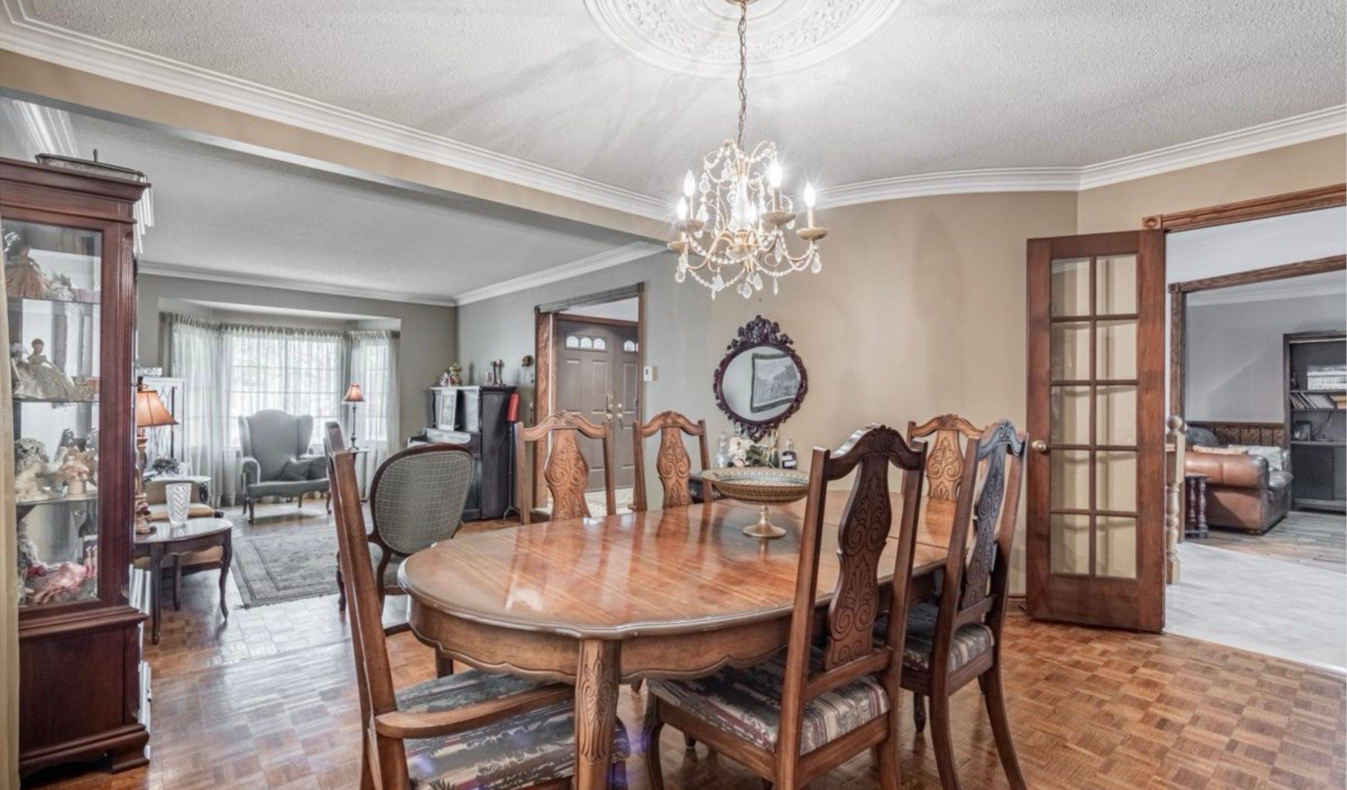 Richmond Hill, ON L4C 6V1,13 Roosevelt DR