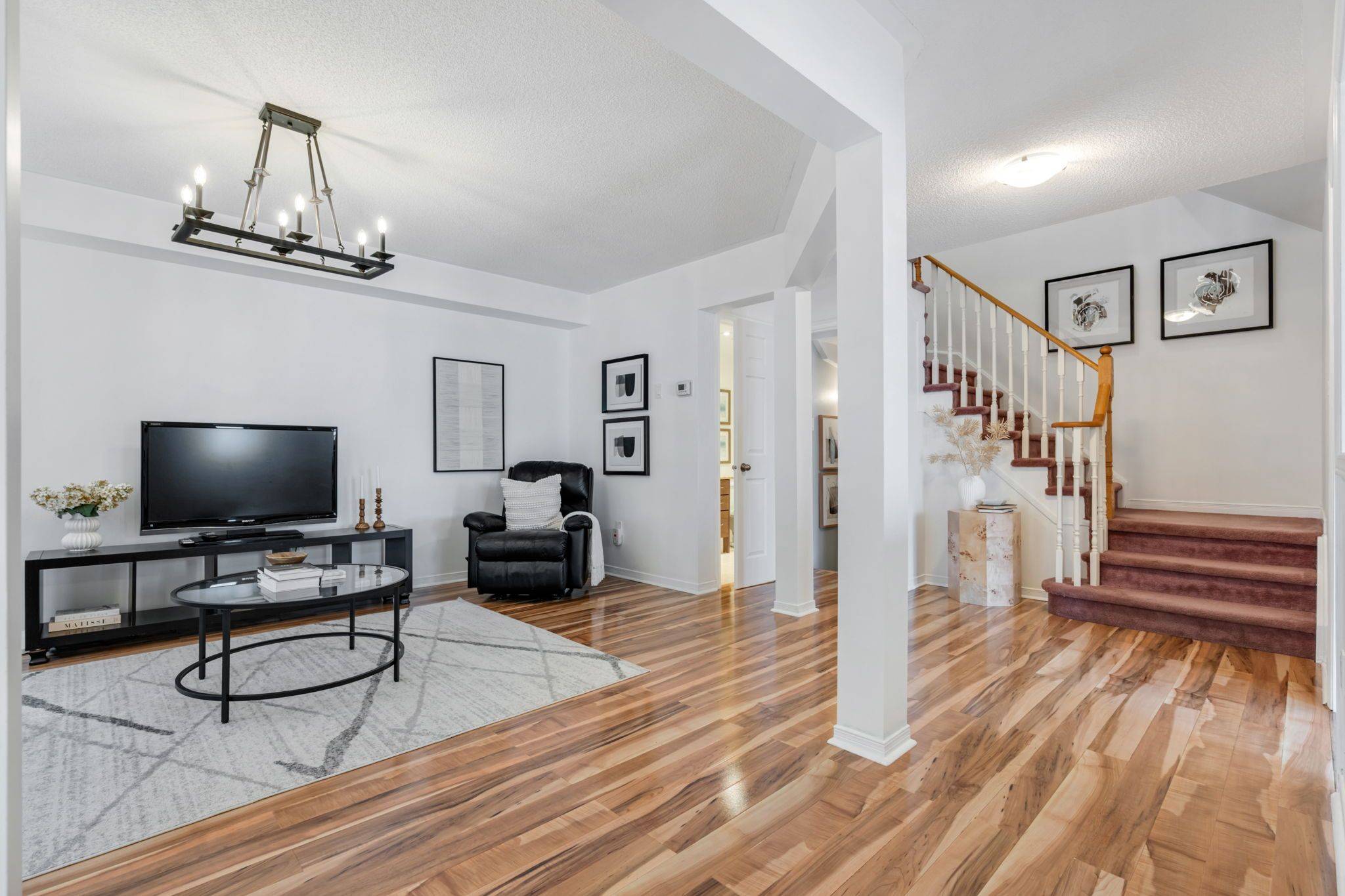 Newmarket, ON L3X 2A7,622 Pinder AVE