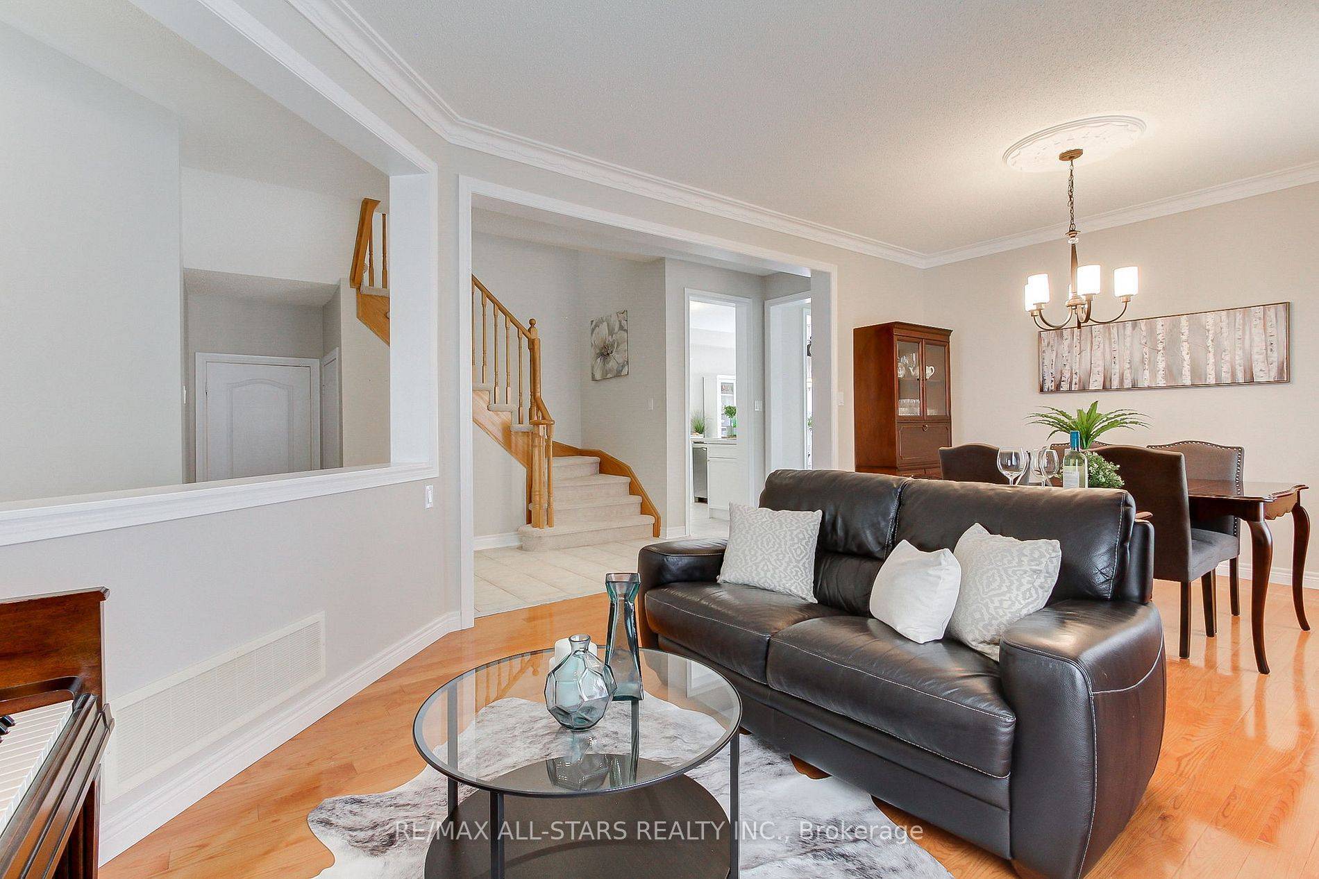 Whitchurch-stouffville, ON L4A 1P3,20 James Ratcliff AVE