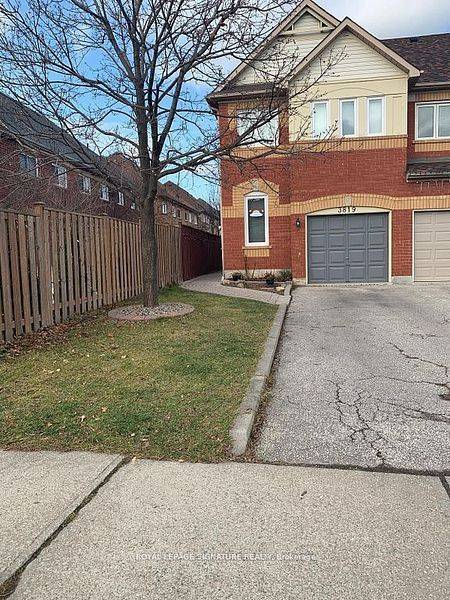 Mississauga, ON L5N 7E1,3819 Allcroft RD