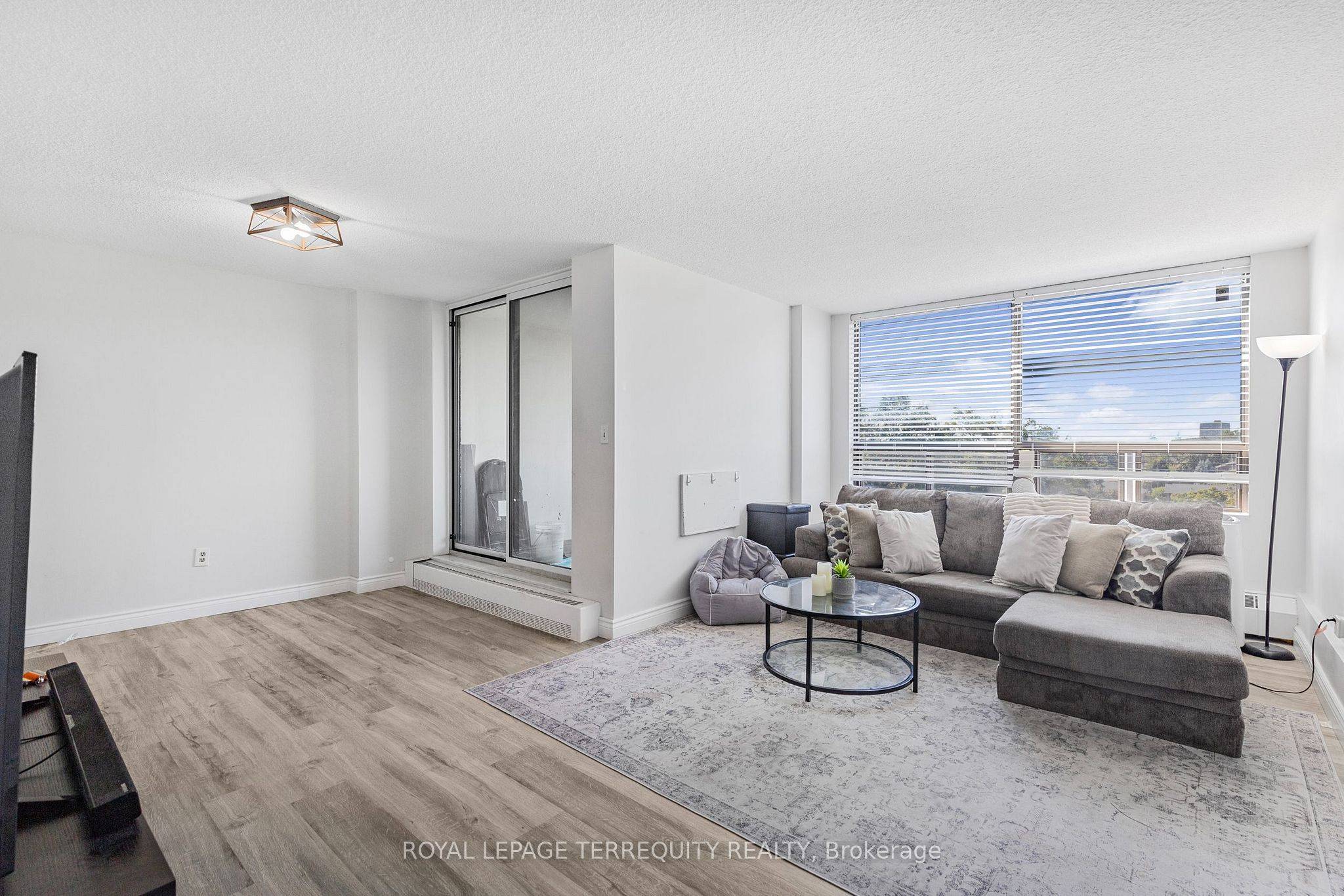 Mississauga, ON L5B 2H6,2556 Argyle RD #601