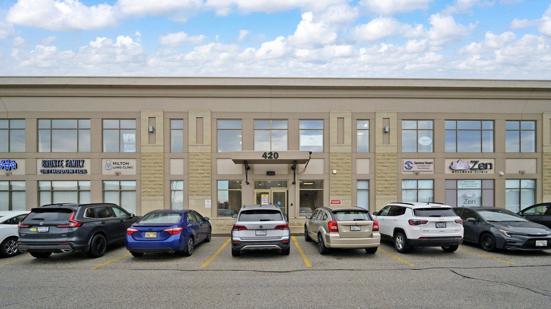 Milton, ON L9T 0H9,420 Bronte ST S #212