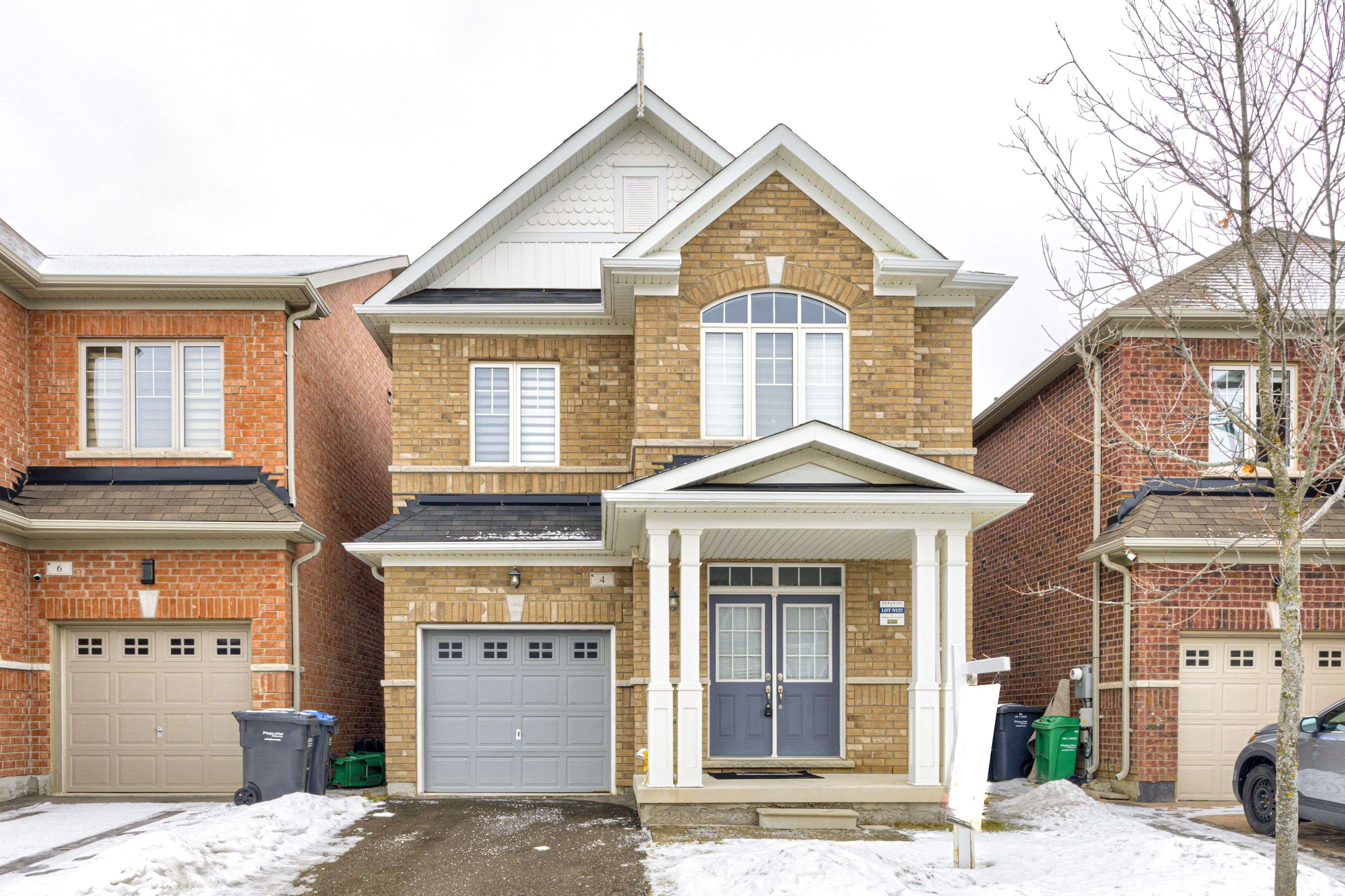Brampton, ON L7A 4C1,4 Humberstone CRES