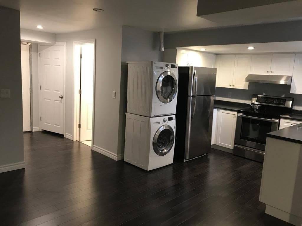 Caledon, ON L7C 3N4,8 Losino ST #Bsmt