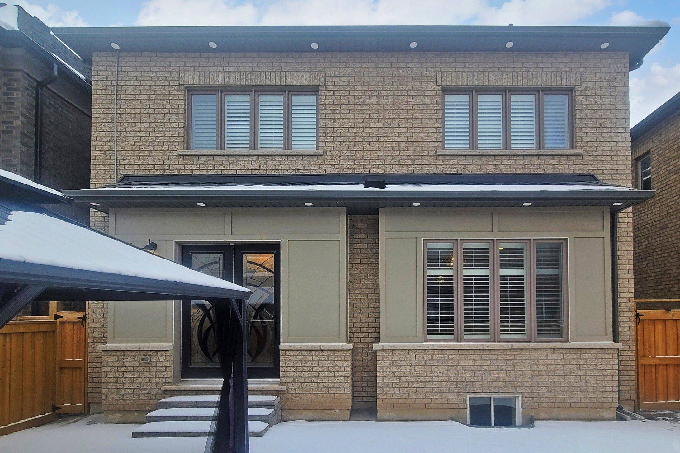 Oakville, ON L6H 0Y5,3359 Post RD