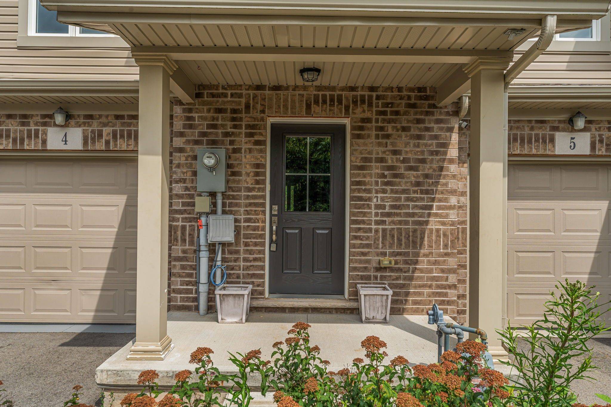 Fort Erie, ON L0S 1N0,340 Prospect Point RD N #4