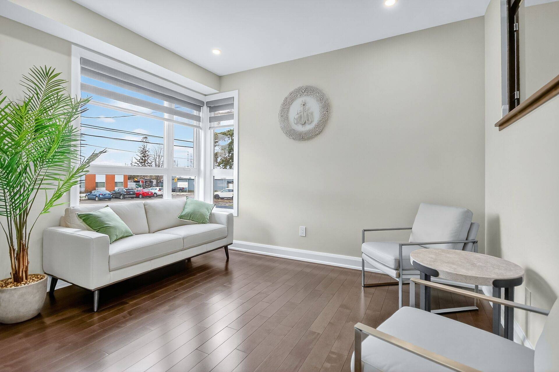 Country Place - Pineglen - Crestview And Area, ON K2E 7A7,17 Rideau Heights DR