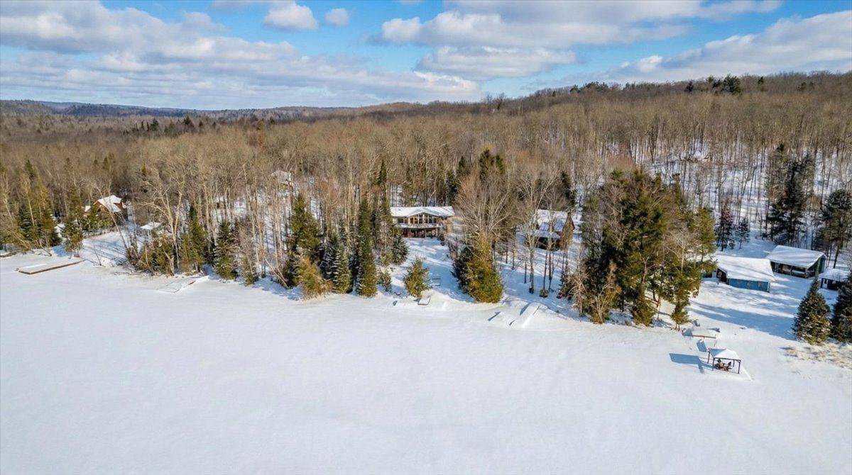 Wollaston, ON K0L 1P0,195 Maple Ridge LN