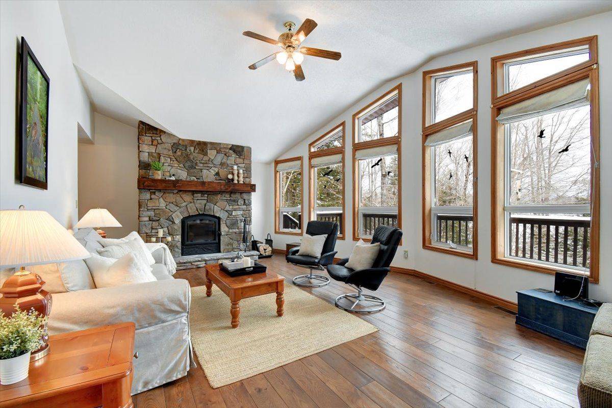 Wollaston, ON K0L 1P0,195 Maple Ridge LN