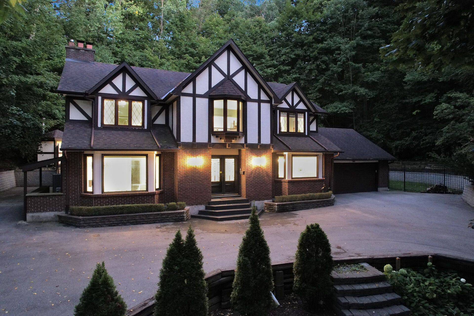 London South, ON N6K 1X4,441 Westmount DR