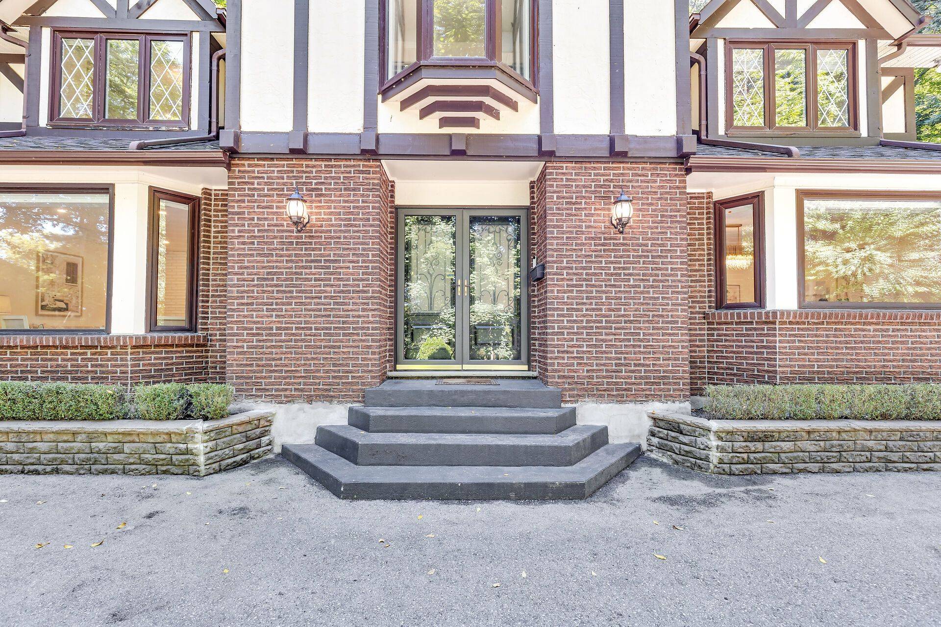 London South, ON N6K 1X4,441 Westmount DR