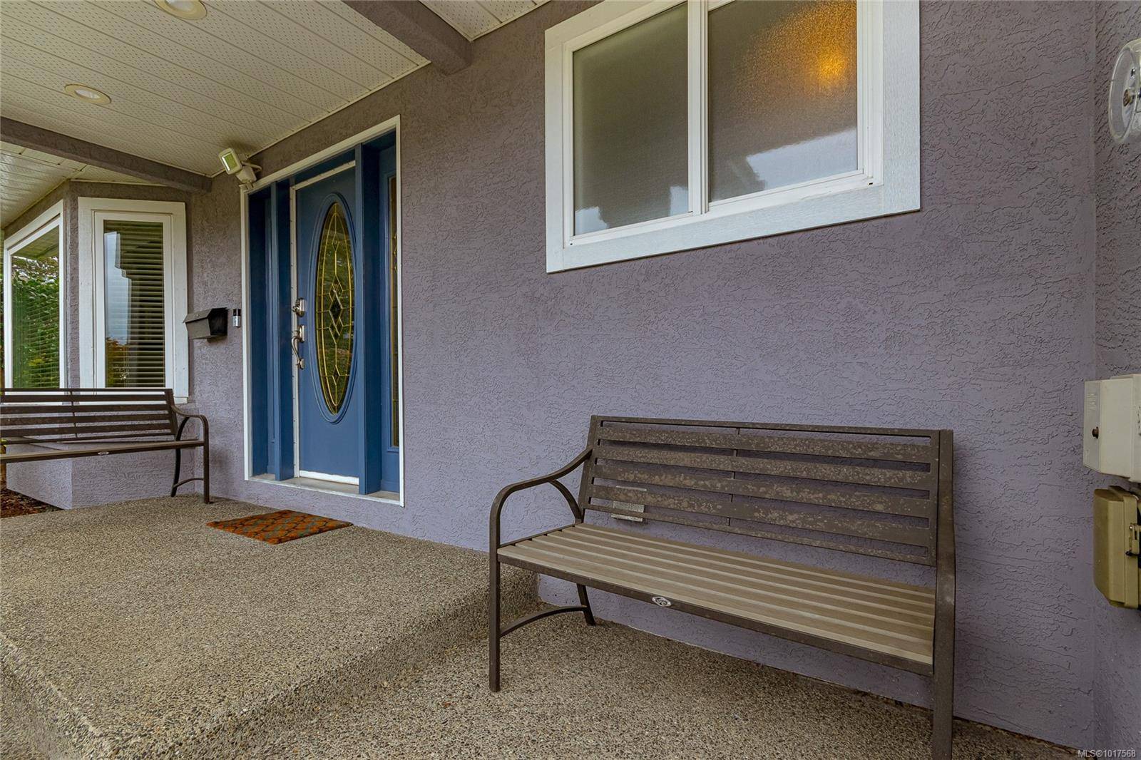 Saanich, BC V8P 5T1,1405 Anna Clare Pl