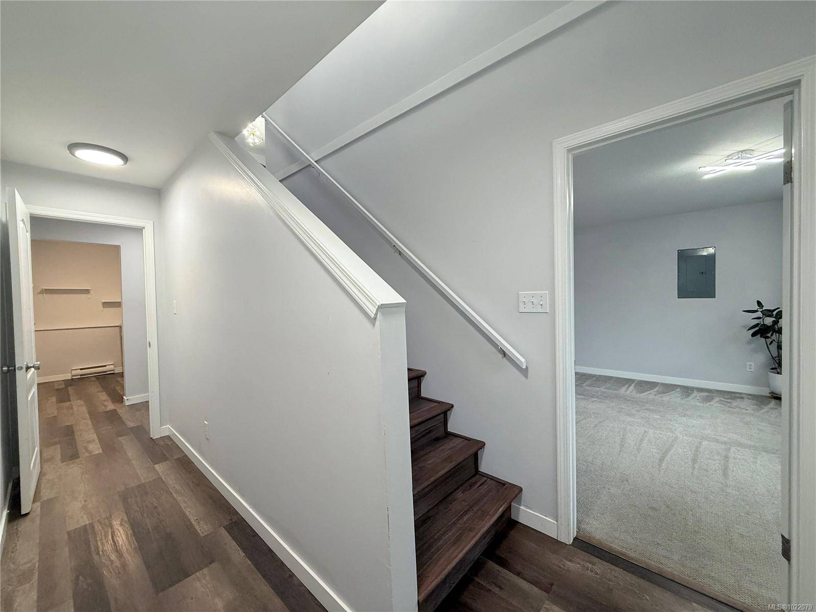 Campbell River, BC V9W 7Y8,462 Candy Lane