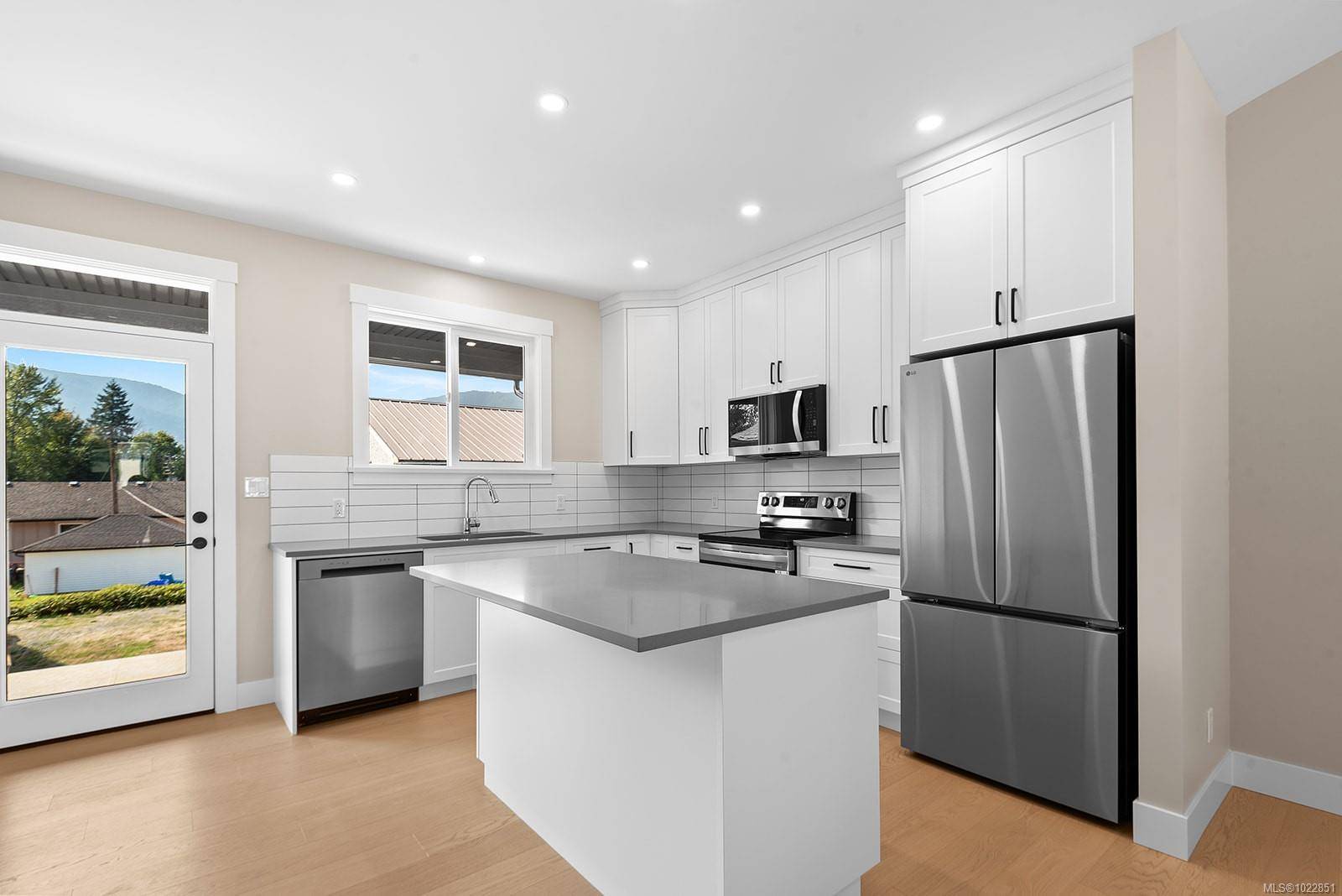 Lake Cowichan, BC V0R 2G0,212 Oak Lane