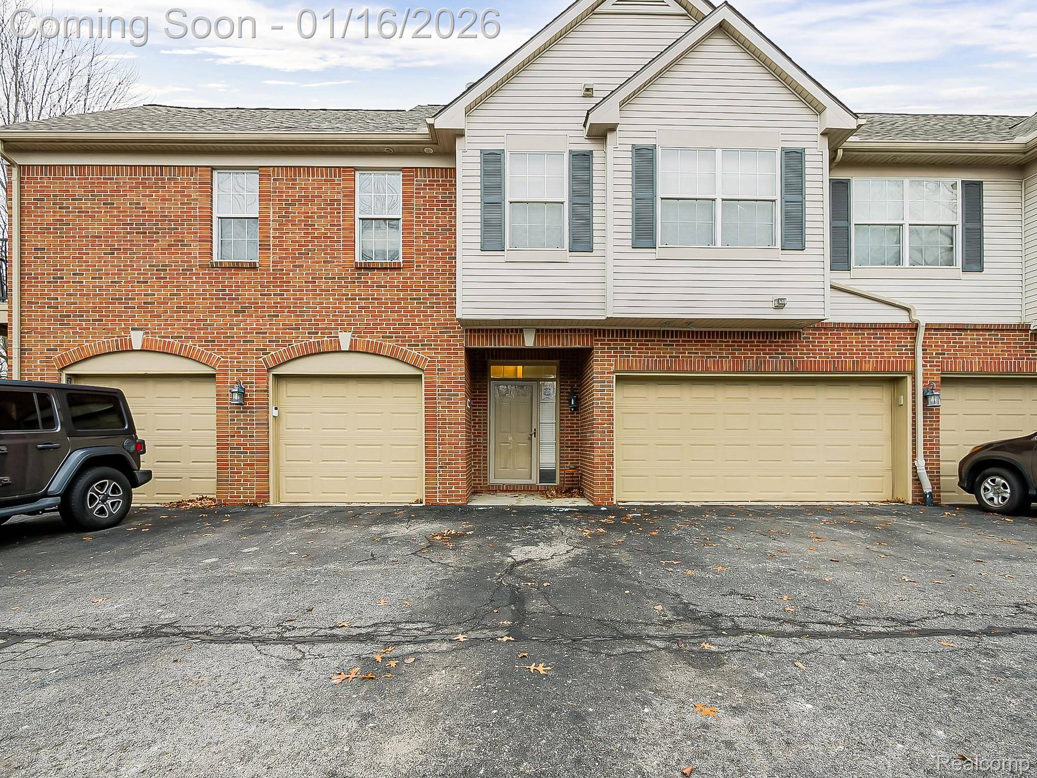 Woodhaven, MI 48183,23461 Williamsburg CIR