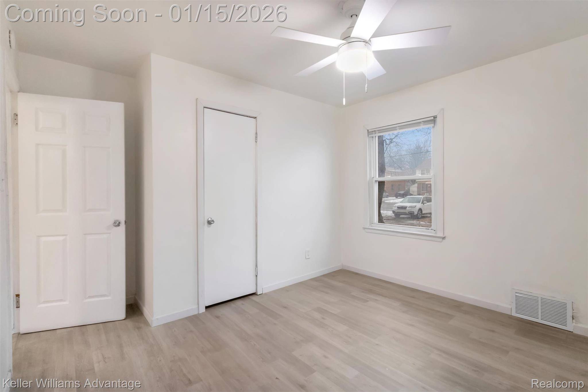 Detroit, MI 48219,19500 Lahser RD