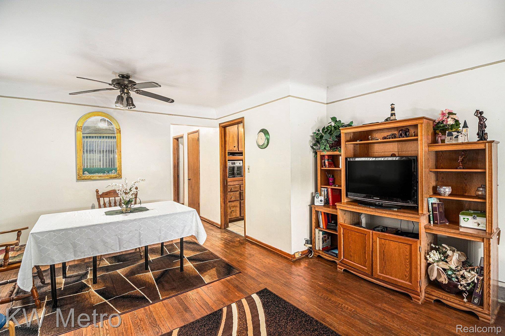 Detroit, MI 48235,17517 Meyers RD