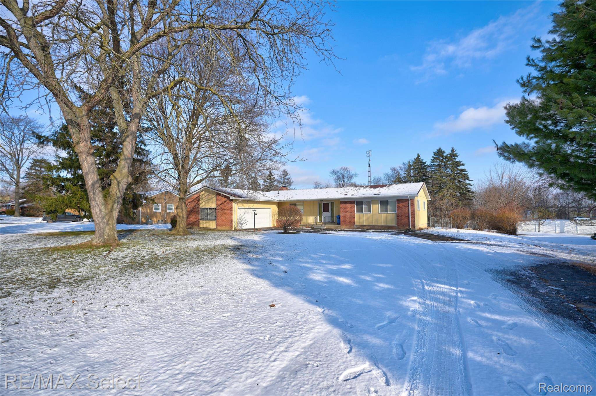 Flint, MI 48507,3107 Curtis DR