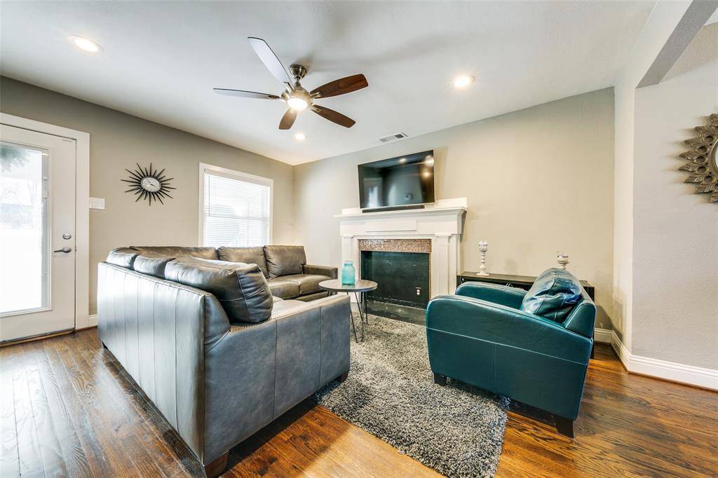 Dallas, TX 75209,4707 Wateka Drive