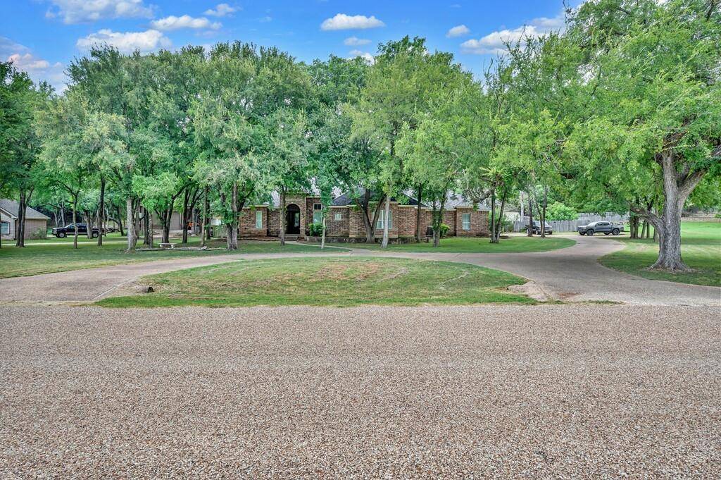 China Spring, TX 76633,780 Lost Hunters