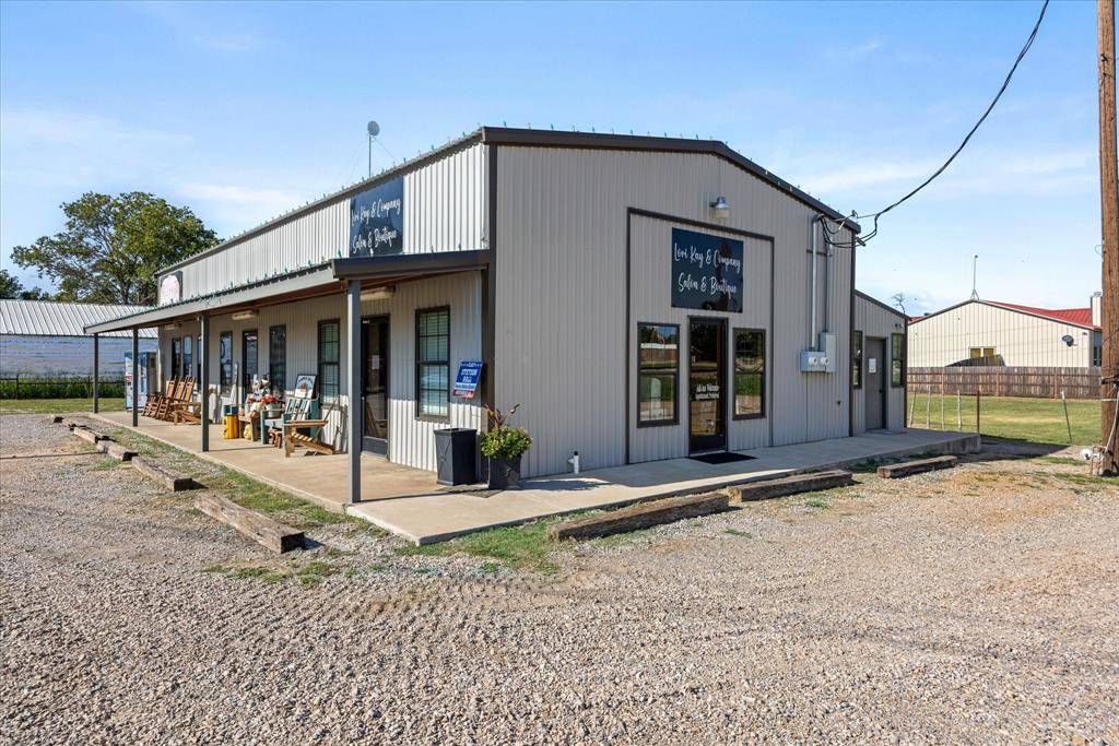 Santo, TX 76472,5 Wildcat Alley