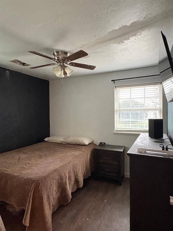 Burleson, TX 76028,712 SW SUNNYBROOK Drive