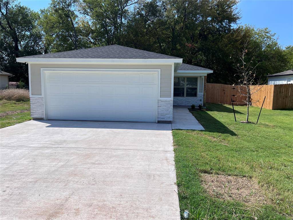 Bonham, TX 75418,1603 Franklin Avenue