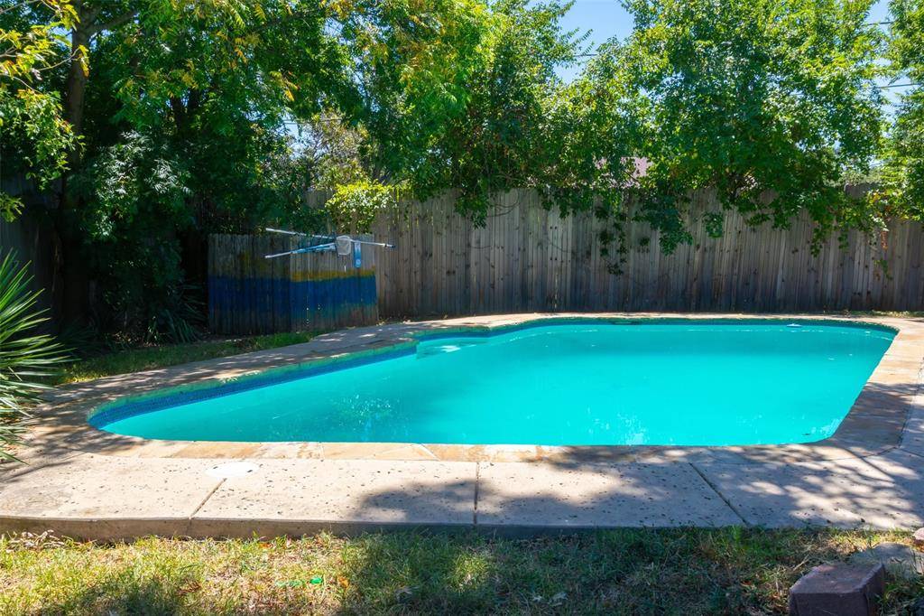 Arlington, TX 76002,600 Benedict Lane