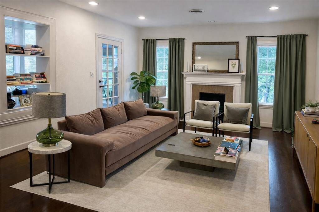 Dallas, TX 75219,4205 Prescott Avenue