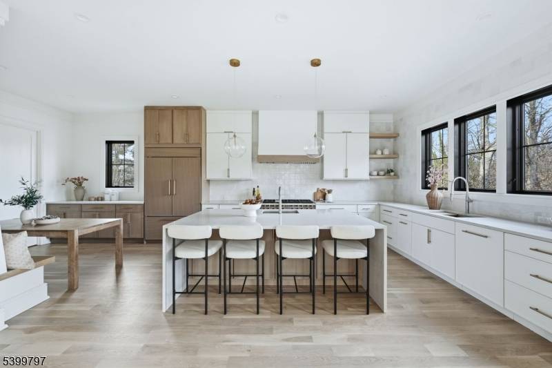 Millburn Twp., NJ 07078,15 Sparta Rd