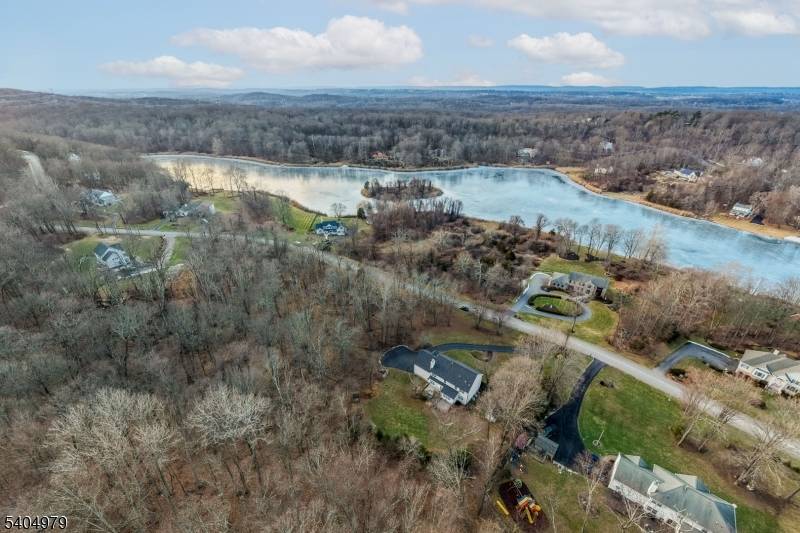 Andover Twp., NJ 07860,5 Hidden Valley Rd