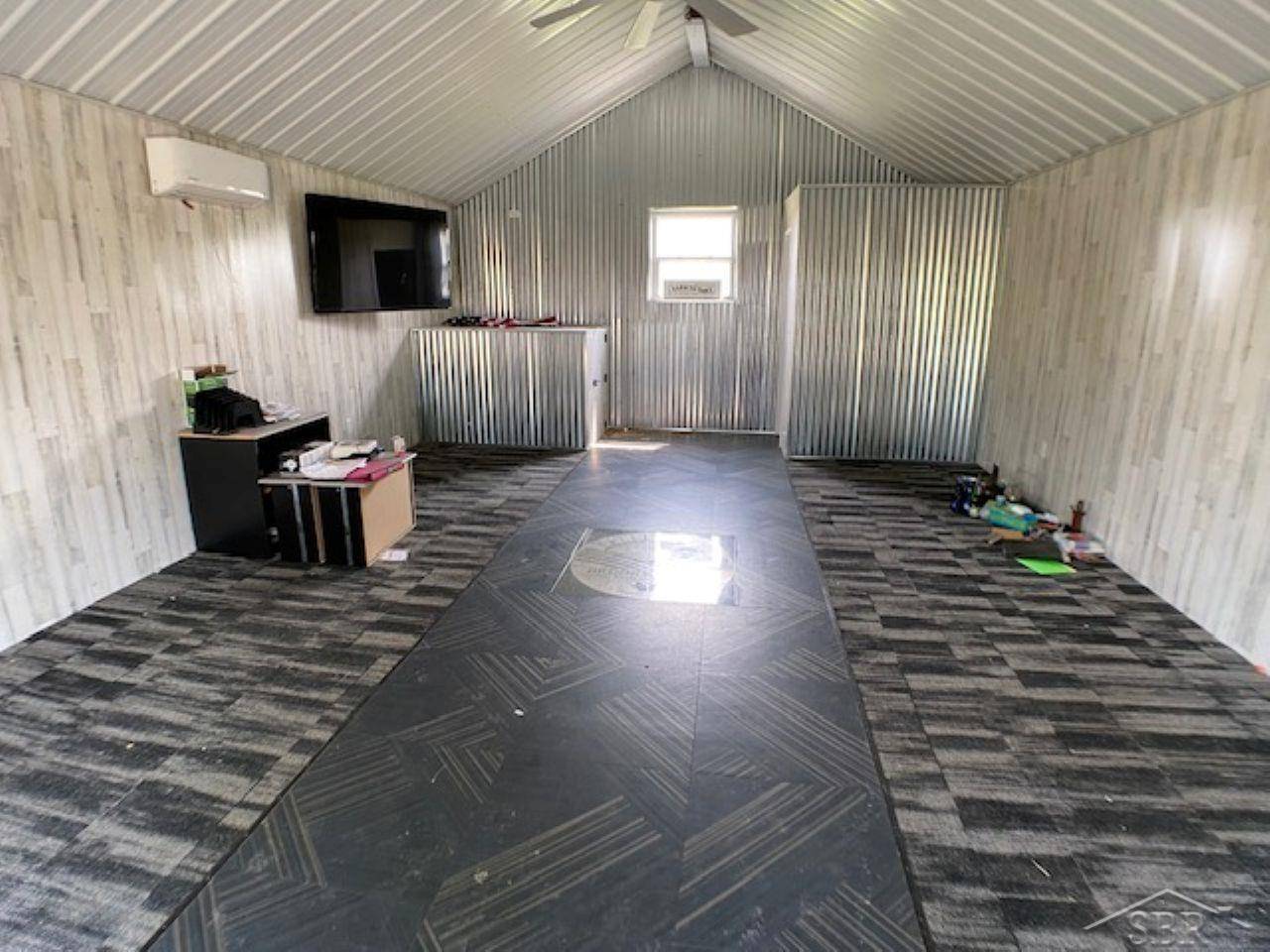 Freeland, MI 48623,11755 W Tittabawassee RD