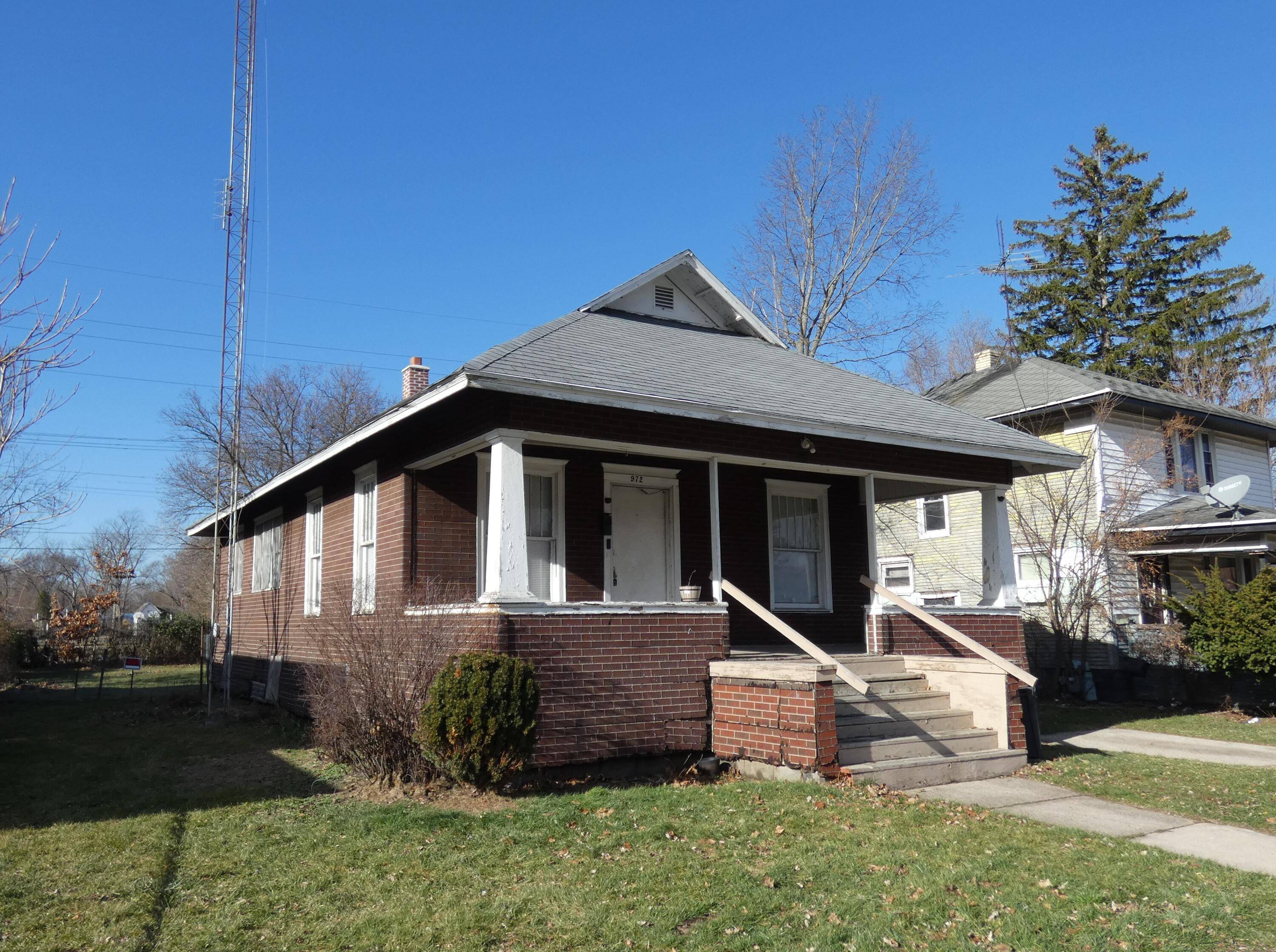 Benton Harbor, MI 49022,972 Pearl ST