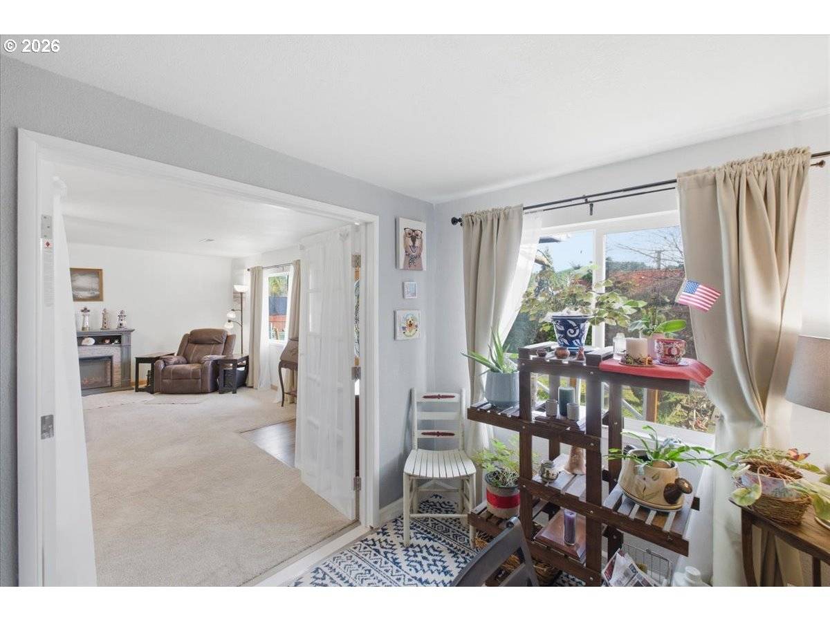 Sweet Home, OR 97386,2295 CEDAR ST