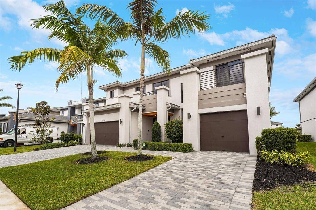 Parkland, FL 33076,10595 S Lago Vista Cir
