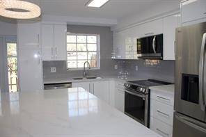 Cooper City, FL 33330,12181 SW 49th Ct